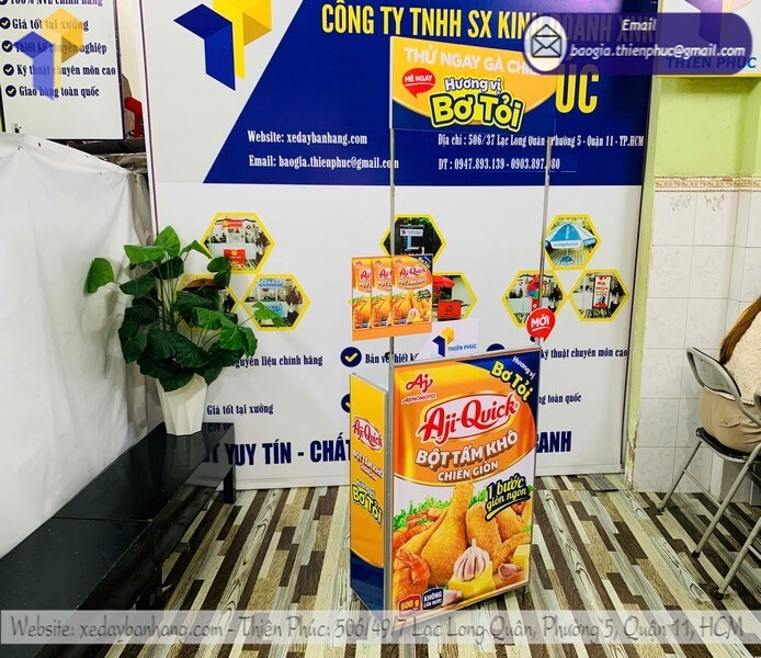 Mẫu quầy booth sampling gấp gọn siêu nhẹ dễ mang theo dùng trong siêu thị