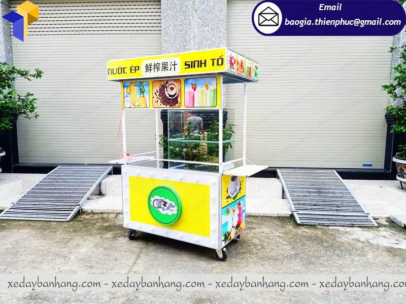 tủ bán sinh tố giá rẻ bắt mắt
