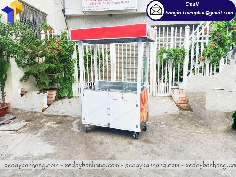 quầy bán gà rán mua bao nhiêu 