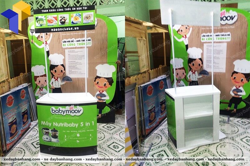 quầy booth nhựa sampling giá rẻ 