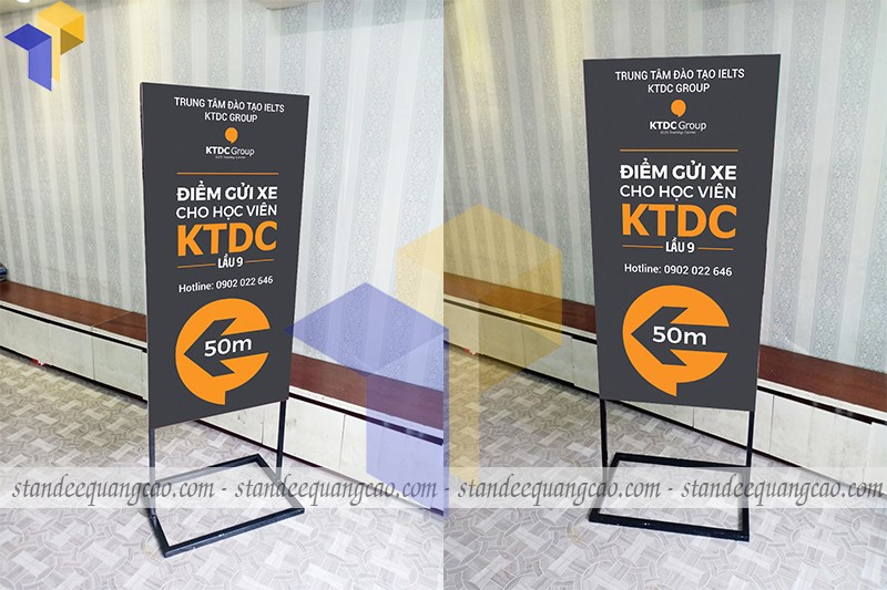standee chân sắt giá rẻ ktdc