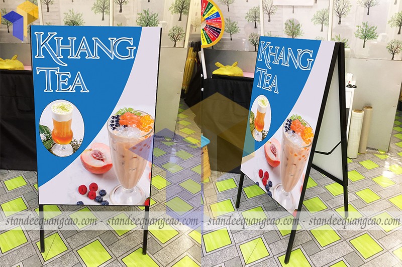 standee chữ a chân xếp
