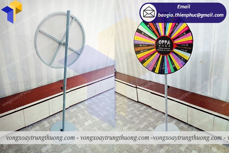 cung cấp vòng xoay chân đứng