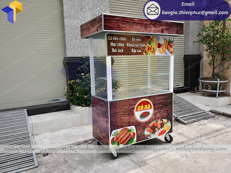 xe đẩy bán cá viên chiên